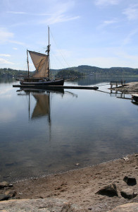 T/S Britta vid flytbryggan på Ulvön.